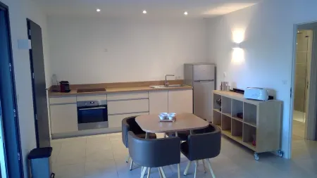 Mas du chêne 45 m² apartment with 20 m² covered terrace