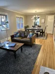 Cozy N Clean Brick Bungalow Dundee-  Best Porch Swing in the metro! - 방갈로