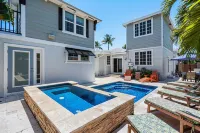 Charming Delray Beach House -Steps to Beach & Atlantic Avenue! VIP Beach Passes!