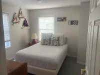 Cozy 2-bedroom condo in enchanting Petoskey with WiFi, AC. State Park, Bike Path