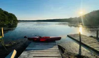 Lakefront Cabin in Poconos Mountain Resort Hotel a Clifton Township