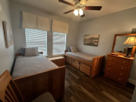 Angler Sunrise..Luxury House on water