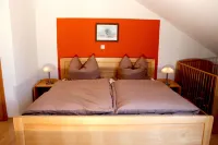 Family-friendly comfort apartment, 100 m to the Baltic Sea beach, with lagoon view