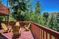 Gorgeous, quiet cabin close to Summerhaven Hotels near Spencer Canyon Campground