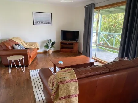 By the Beach Отели рядом с достопримечательностью «APOLLO BAY SCENIC REST»