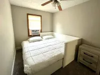 Newly Remodeled Cabin Steps from Sylvan Lake Hotels in Noble County