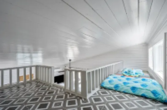 Surf Gypsy - Dog friendly, ocean views, heated pool, hot tub & steps from beach!