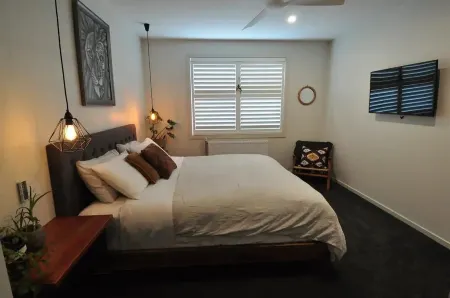 Modern Mountain View 2 Отели рядом с достопримечательностью «Сноуи Маунтинс Граммар Скул»