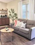 Casita Mar -Cozy, Bright and Private 10 mins to downtown