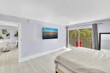 One Bedroom Steps Away From The Beach | Pool!