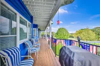 Dejablue Condo w/ pool on lake Texoma-Sleeps 8