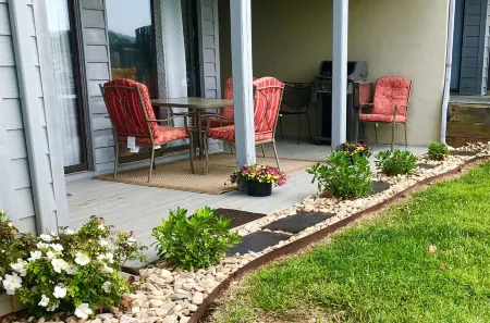 Peak Fall Colors Now-Bernards Landing-Best Amenities Indoor Pool Hot Tub-Open