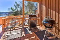 Luxury Riverfront Lodge Fishing, Hot Tub & White River Access and Ozark Views”