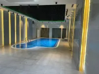Polar Bear Hotel - Kolam Renang
