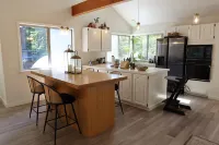 Private Retreat in Santa Cruz Mountains w Hot Tub