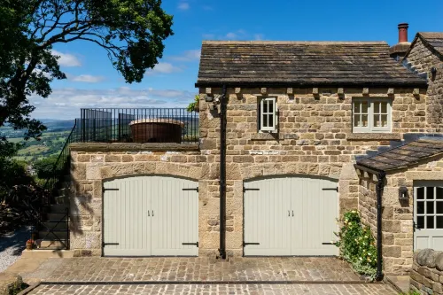 The Only Holiday Let On Ilkley Moor Hotels in Ilkley