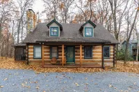 Cozy Cabin in the Wintergreen Retreat Collection of Fine Homes