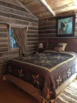 Two Furnished Cabins Minutes from Patoka Lake and French Lick. Book 1 or 2