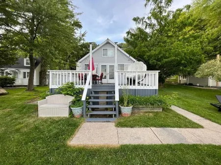 Cottage right on the lake; 2 separate properties available!