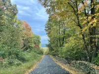 Family & Pet-Friendly, Peaceful Rural Escape. Hiking Nearby.