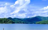 Blue Ridge Mountain East Tennessee Cabin Get-a-Way Pet Friendly