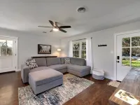 New SPA! Dwntwn DRIP Bluff St Cottage & Guest House! Walk to Food, Bars & Music! Hoteles en Dripping Springs