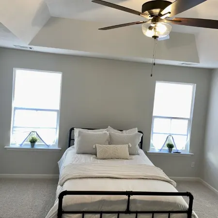 NEW MODERN Ranch-Style home — minutes from the course ! ⛳️