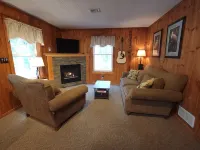 Hideaway Cottages, Cottage A Hotels in Springfield