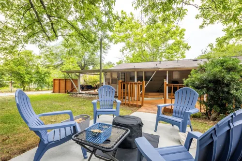 Convenient Cottage Unit w/grill close to Hospitals, Restaurants and Ft Moore