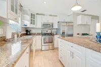 -Sea Coast Living at it's Best, Heated Pool, Near Beaches, Shops, Restaurants