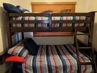 Spacious 1 Bedroom Condo With Cute Bonus Room