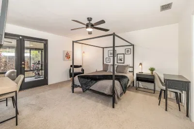 Remodeled Downtown Orlando Oasis! Remodeled Home! Close to Disney, Universal! 손턴 파크 주변 호텔