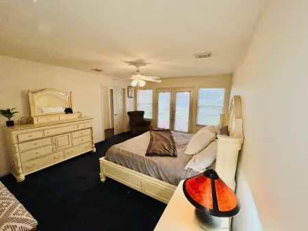 Lake Buchanan Cozy Cove