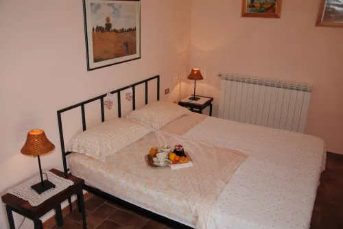 Ideal Position for Visiting Tuscany.Private Parking.Owner at Disposal.