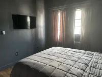 2 Bedroom Restored Historic Landmark-Old Industrial Soda Factory in Mount Carmel