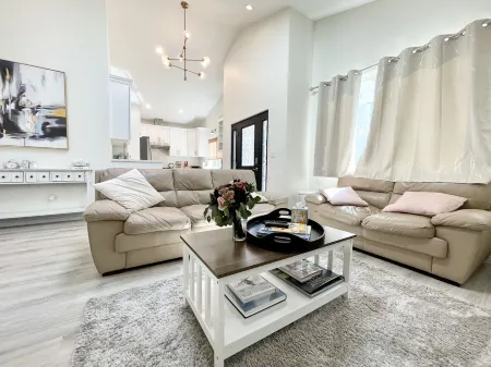 Beautiful modern bright brand new guest house 2 beds and 2 baths