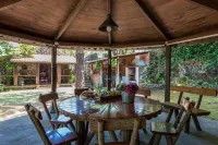 Canarian house with pool, barbecue, wifi, netflix Hotel dekat Pinolere ethnographic museum and park