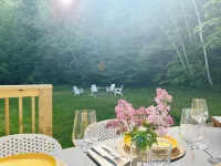 Mountain hideaway w/ private waterfall & sugarbush