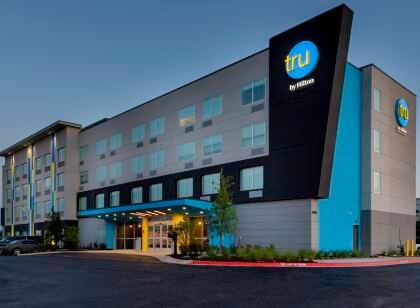 Tru by Hilton Round Rock