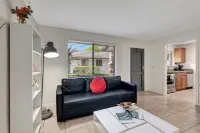 GREAT LOCATION, EAST DELRAY, back yard, pets