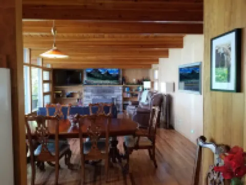 Private Flathead Lake House with unobstructed views into Glacier Park