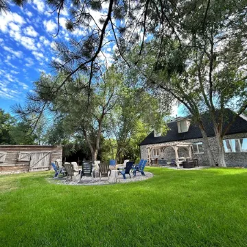 Sleeps 30 Logan Reunion Retreat - Theater • Fire Pit • Near Usu