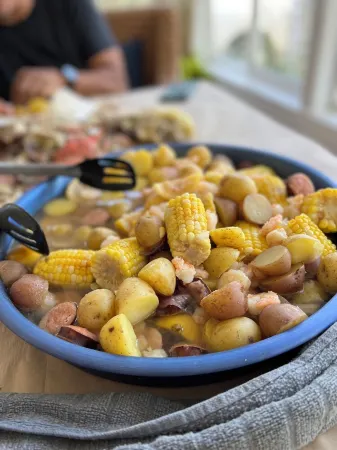 A Hideaway in Hays Beach: Chesapeake Bay, 5G WiFi, 1 Min Walk to Sand