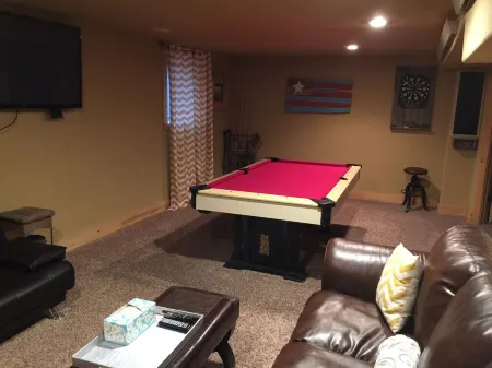 Summit Lodge- Relaxation with Spectacular Views of the Hills- 3 mi. to Deadwood~