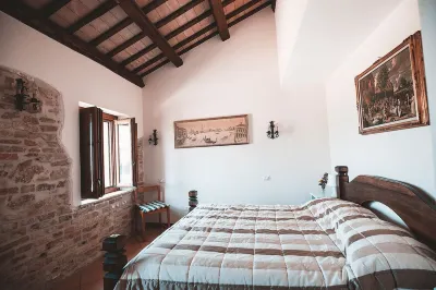 The Cherry Tree, sea view relaxation with pool Hotels near Parrocchia di San Marco alle Paludi