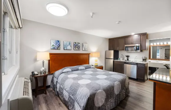 普亞勒普大本營温德姆旅遊旅館