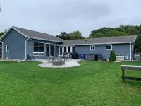 Across the street from Lambeau! Remodeled 5 bedroom house with big backyard!