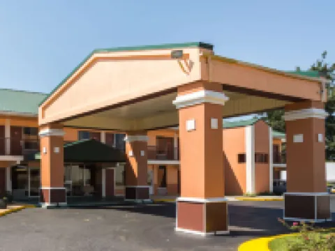 Econo Lodge Hotels in Decatur