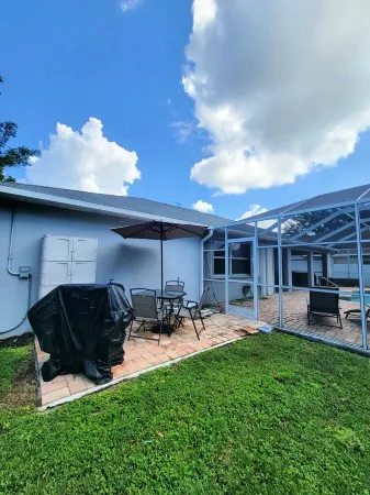 Casa Sanibel 3bed 2bth heated Pool home