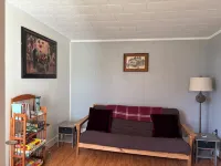 The Vineyard House - Quiet and Quaint Full House